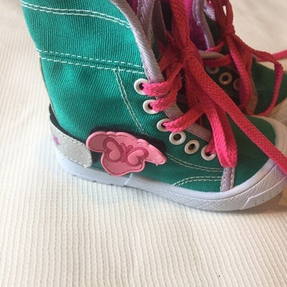 Chula Hightops - Picture 2 of 6